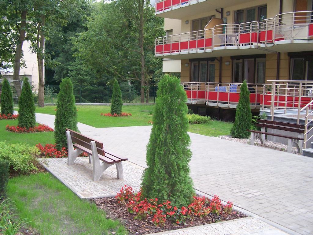 Apartamenty Na Zdrojowej Свиноуйсьце Экстерьер фото