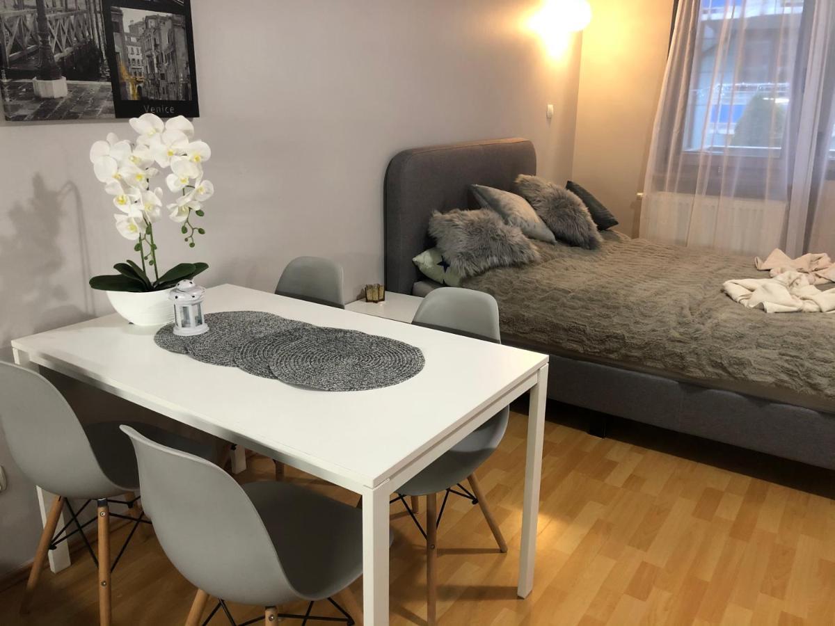 Apartamenty Na Zdrojowej Свиноуйсьце Экстерьер фото